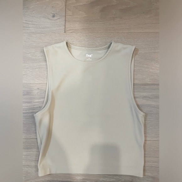 TnAction TnaBUTTER™ Muscle Tank and Atmosphere Hi-Rise 7" Short - SET Size Small - Picture 2 of 5